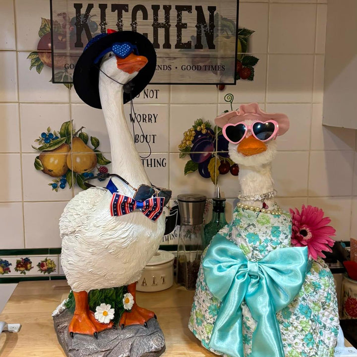 Porch Goose Statue, 19" H
